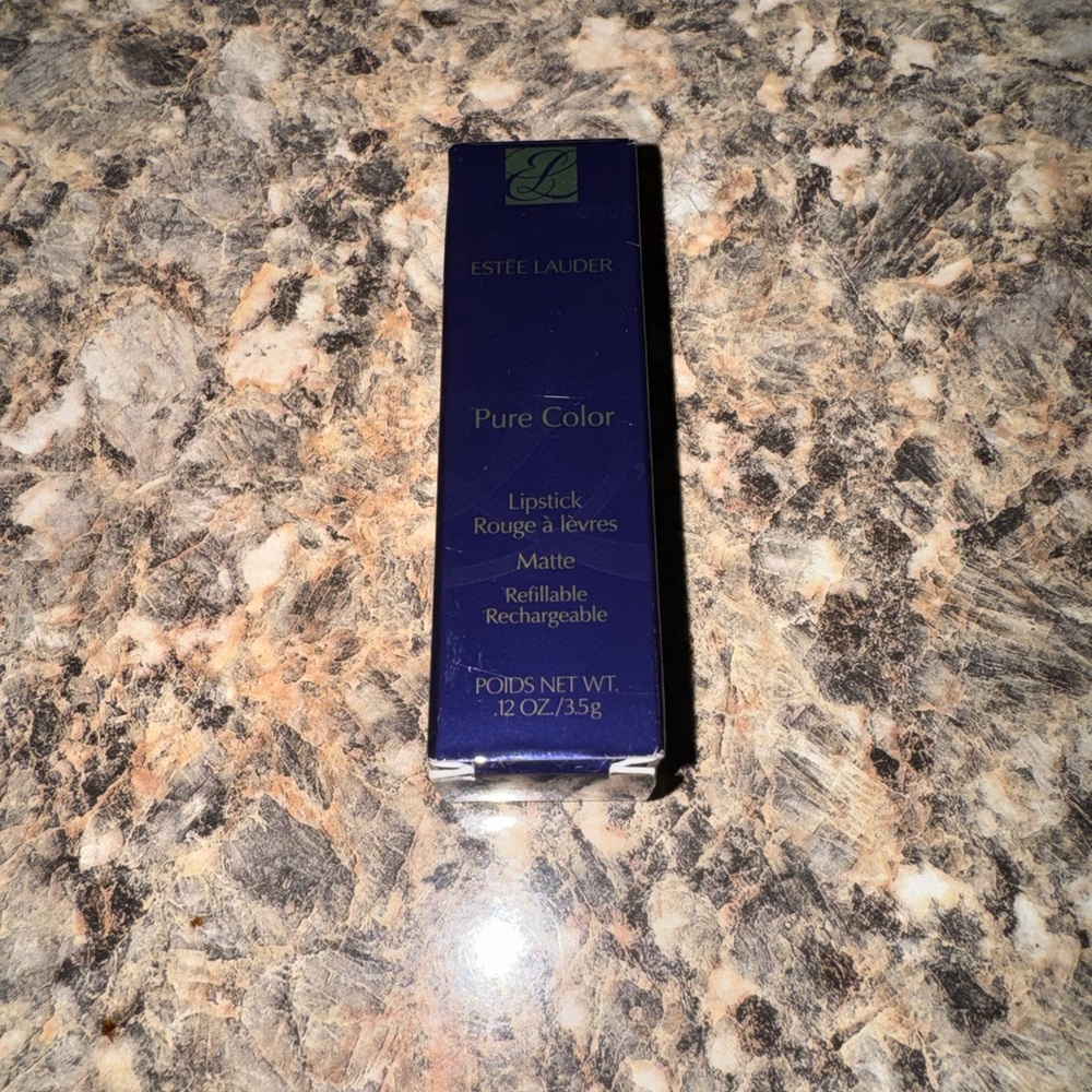 Estee Lauder Pure Color Lipstick Matte - Picture 3 of 9